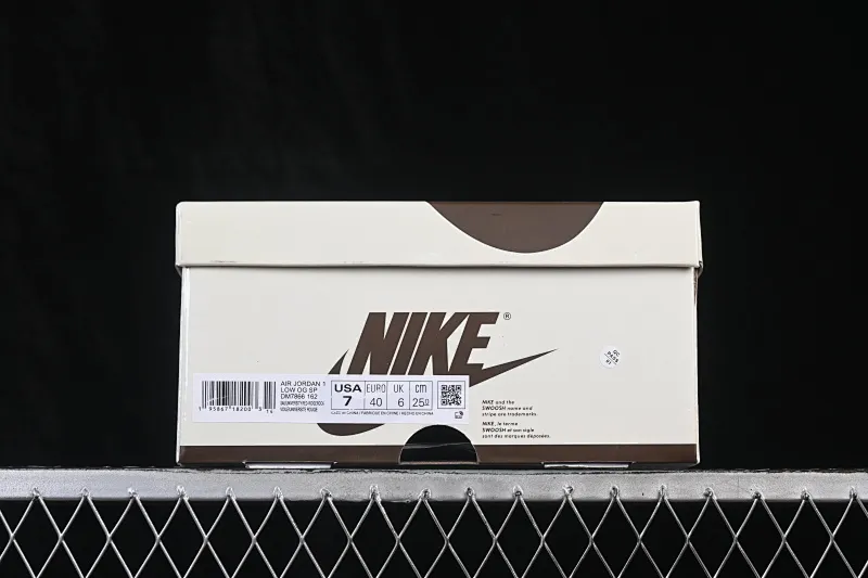 All categories Air Jordan Jordan series basketball shoes Air Jordan 1 Low ZG version Travis Scott x Air Jordan 1 Low OG AJ1 Joe 1 undercut low top full head layer DM7866-162